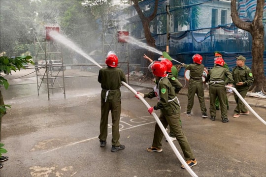 Hà Nội sẽ vận động 100% hộ gia đình trang bị phương tiện chữa cháy ban đầu