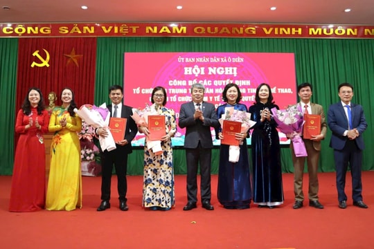 Xã Ô Diên công bố quyết định thành lập Trung tâm Dịch vụ Tổng hợp và Trạm Y tế xã
