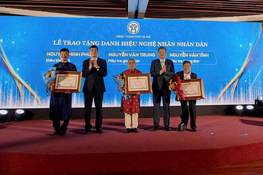 Trao tặng danh hiệu nghệ nhân nhân dân, nghệ nhân ưu tú Hà Nội năm 2025