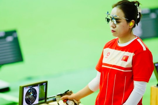 Xạ thủ Trịnh Thu Vinh dẫn đầu danh sách Vận động viên tiêu biểu toàn quốc năm 2025