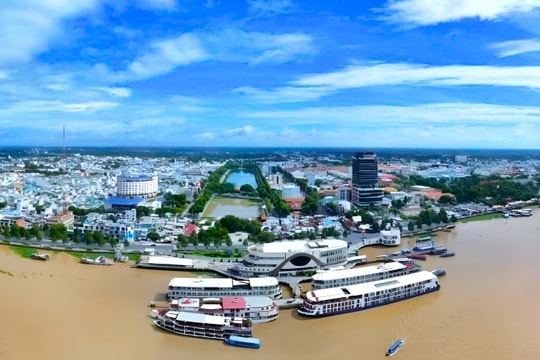 Đồng Tháp khẳng định nội lực, giữ vững đà tăng trưởng