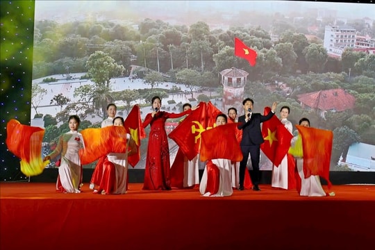 Rộn ràng mừng năm mới 2026, hướng tới Đại hội XIV của Đảng