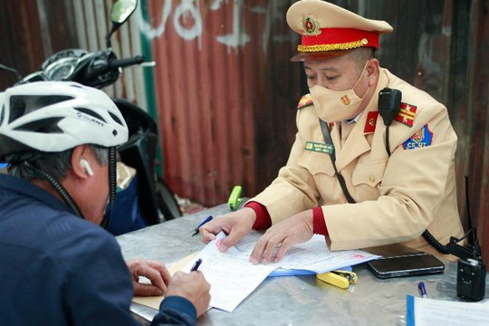 Hà Nội: Quyết liệt xử lý vi phạm nồng độ cồn trong dịp Tết Dương lịch 