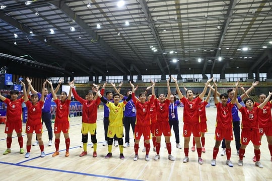 Tuyển Futsal nữ Việt Nam lọt vào top 10 thế giới