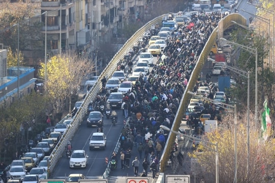 Iran trong vòng xoáy bất ổn