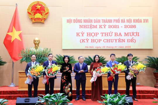 Đồng chí Trần Hợp Dũng là Trưởng ban Đô thị HĐND TP Hà Nội