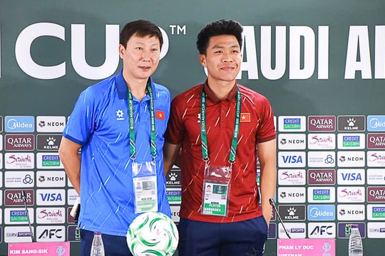 HLV Kim Sang Sik: “U23 Việt Nam hướng tới tấm vé vào tứ kết”