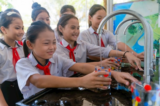 Đà Nẵng: Mang nước sạch đến điểm trường vùng cao