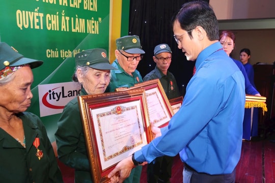 Quy định về xét, truy tặng “Huy chương Thanh niên xung phong vẻ vang”