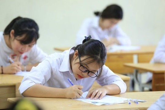 Học sinh cần lưu ý gì khi chính thức bỏ bằng tốt nghiệp THCS?
