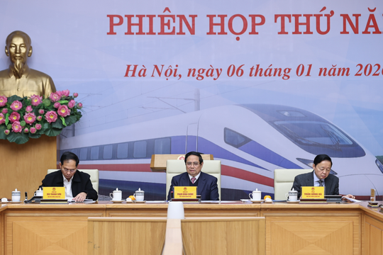 Thủ tướng Chính phủ Phạm Minh Chính: Khẩn trương đề xuất công nghệ, hình thức đầu tư với đường sắt tốc độ cao Bắc – Nam