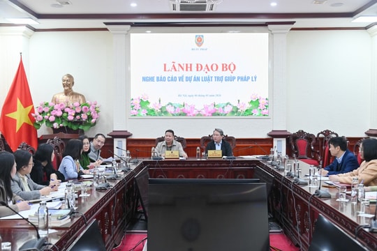 Xây dựng Cổng Pháp luật quốc gia giữ vai trò trung tâm trong việc cung cấp thông tin pháp luật