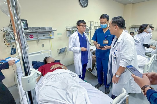 Bộ Y tế chỉ đạo Bệnh viện E tập trung cứu chữa nạn nhân vụ cháy nhà 3 tầng ở phố Trần Cung