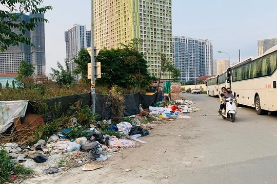 Công viên cây xanh Mộ Lao ngày càng nhếch nhác, hoang hóa