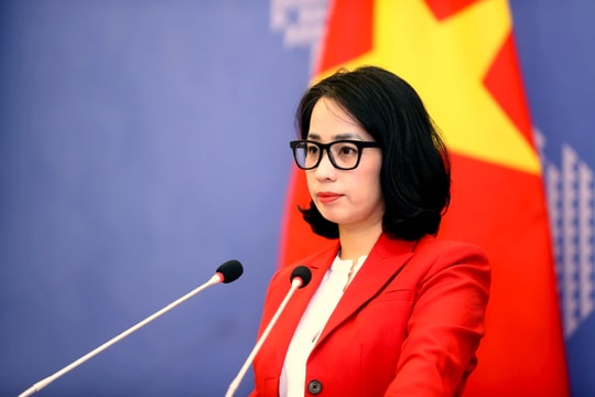 Việt Nam nổi bật về tăng trưởng kinh tế trong bối cảnh thế giới nhiều biến động