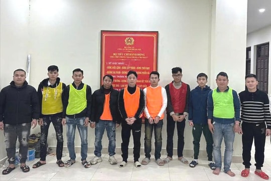 Hà Nội: Khởi tố 11 đối tượng cho vay lãi nặng gấp 6,5 lần ngân hàng