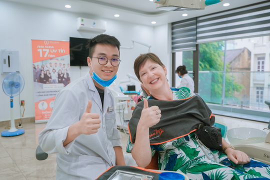 Cấy ghép Implant toàn hàm: "Hồi sinh" chức năng ăn nhai và nụ cười toả nắng