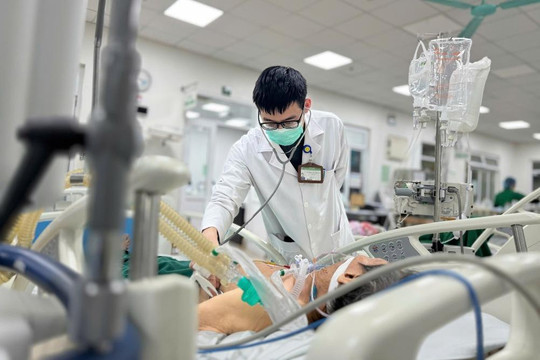 Từ bỏ thuốc lao giữa chừng, hút thuốc mỗi ngày người đàn ông 73 tuổi suy hô hấp nặng 