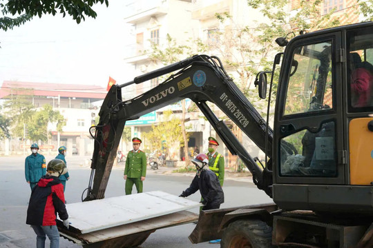 Xã Liên Minh ra quân xử lý vi phạm trật tự đô thị, xây dựng