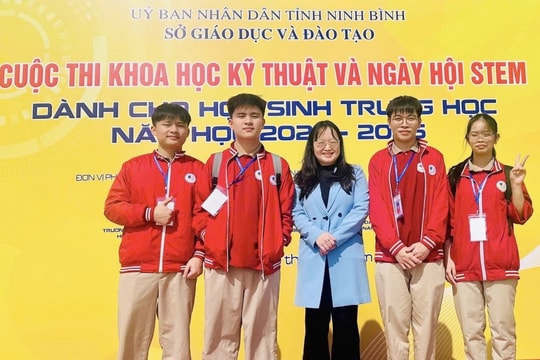 Ninh Bình Trường THCS và THPT Nguyễn Tất Thành giành giải Ba toàn đoàn Cuộc thi KHKT và Ngày hội STEM