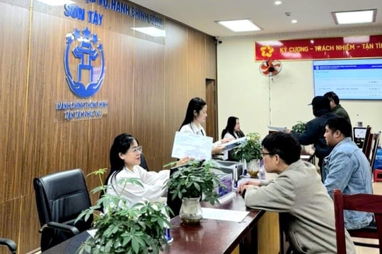 Trung tâm Phục vụ hành chính công thành phố Hà Nội - Chi nhánh số 12 gần dân, tận tâm, vì dân