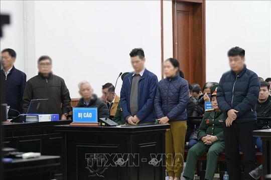Hậu "Pháo" lĩnh án 11 năm tù trong vụ án liên quan đến sân bay Nha Trang cũ