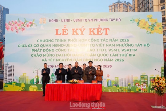 Phường Tây Hồ phát động cao điểm đảm bảo trật tự đô thị, vệ sinh môi trường chào mừng Đại hội Đảng toàn quốc lần thứ XIV và Tết Bính Ngọ 2026