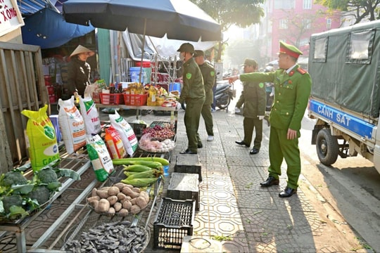 Sơn Tây giải quyết điểm "nghẽn", giữ gìn trật tự đô thị