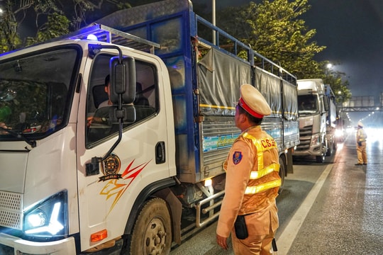 Giảm thiểu phương tiện “nằm chờ” hết giờ hạn chế vào Vành đai 3
