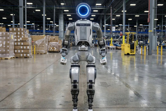 Trang sử mới cho robot hình người