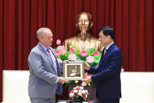 Hỗ trợ, kết nối cho Hà Nội phát triển ngành công nghiệp bán dẫn