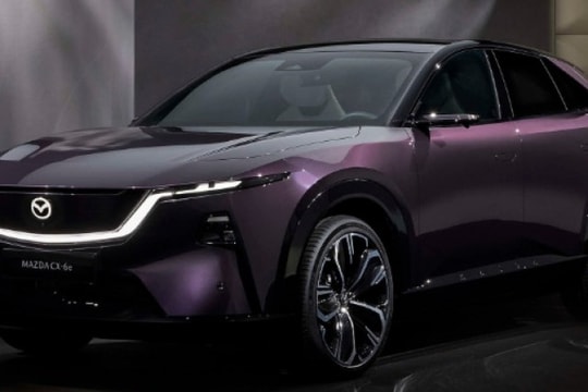 Mazda CX-6e chào sân quốc tế: SUV điện mang DNA thể thao