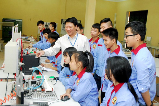 Bổ sung quy định về “trung học nghề” vào khung cơ cấu giáo dục mới