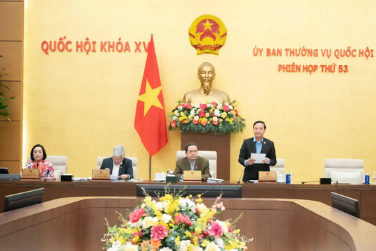 Cử tri đánh giá cao sự phối hợp của Quốc hội và Chính phủ trong việc xây dựng luật, ban hành chính sách