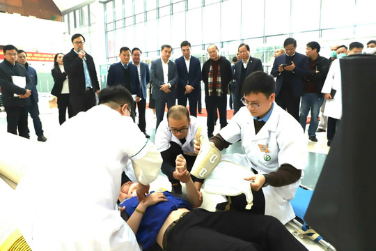 Diễn tập bảo đảm công tác y tế phục vụ Đại hội đại biểu toàn quốc lần thứ XIV của Đảng