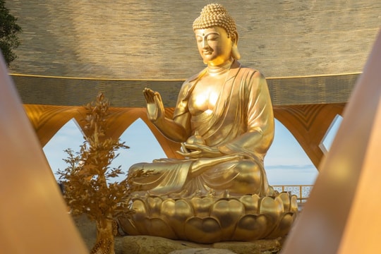Nơi hiếm hoi tại Việt Nam hiện diện vị “Phật đến từ vàng”