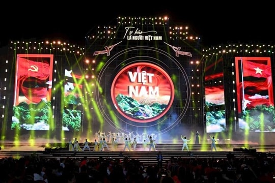 Bộ Chính trị chọn ngày 24/11 là “Ngày Văn hóa Việt Nam”, được nghỉ lễ