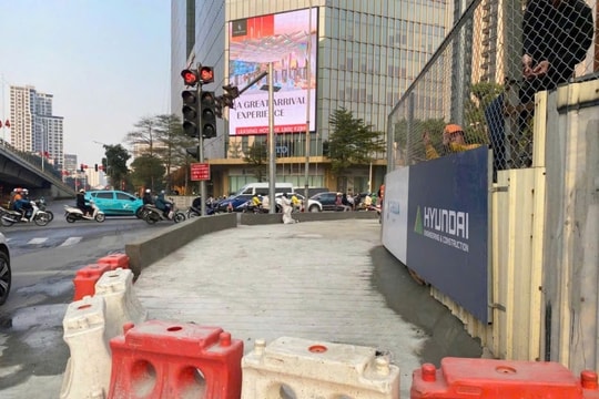Thu hẹp hàng rào công trường đường sắt Nhổn - Ga Hà Nội
