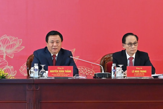 Đổi mới tư duy phát triển - trụ cột đột phá của Văn kiện Đại hội XIV