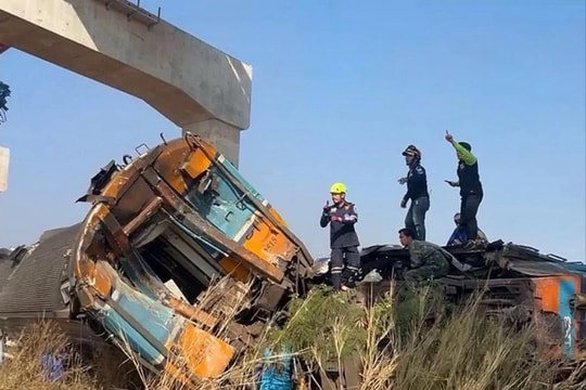 Thủ tướng Thái Lan yêu cầu truy cứu trách nhiệm vụ sập cần cẩu nghiêm trọng