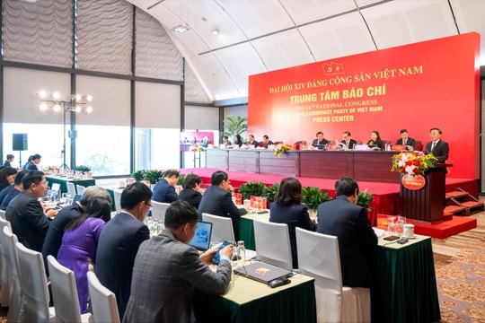 676 phóng viên trong nước và quốc tế đưa tin về Đại hội XIV của Đảng