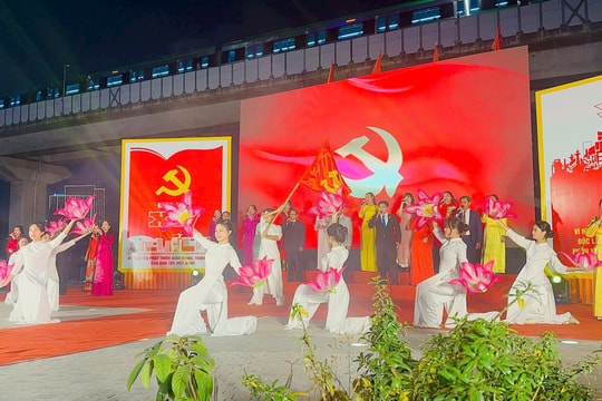 Phường Ô Chợ Dừa: Liên hoan nghệ thuật quần chúng chào mừng Đại hội XIV của Đảng