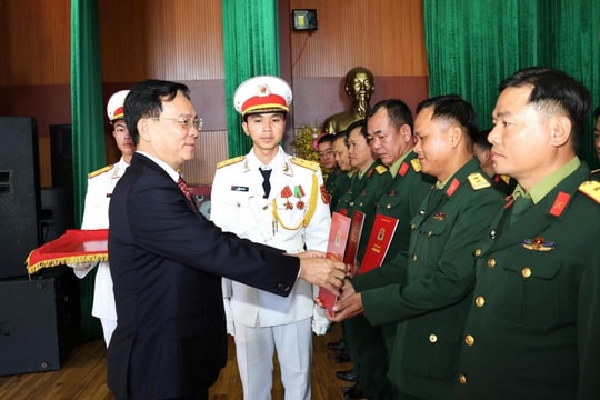 Lâm Đồng 124 sĩ quan tham gia Ban chỉ huy quân sự cấp xã, phường