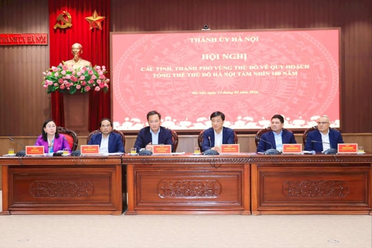 Hà Nội làm việc với các tỉnh, thành Vùng Thủ đô về Quy hoạch tầm nhìn 100 năm
