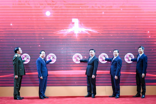 Ra mắt ứng dụng Tuyên giáo và Dân vận