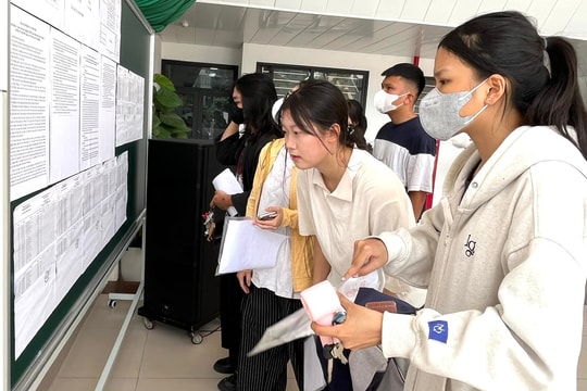 Thí sinh có đề tham khảo kỳ thi Đánh giá năng lực