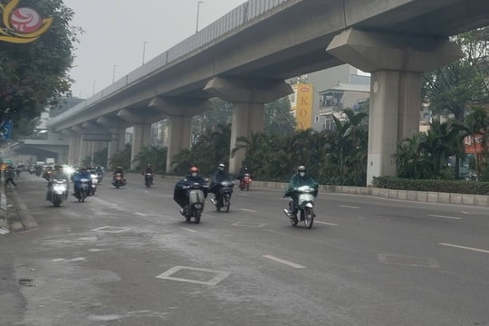 Hà Nội có mưa vài nơi, sương mù nhẹ rải rác