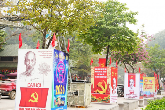 Phường Sơn Tây rực rỡ cờ hoa, lan tỏa khí thế thi đua chào mừng Đại hội XIV của Đảng