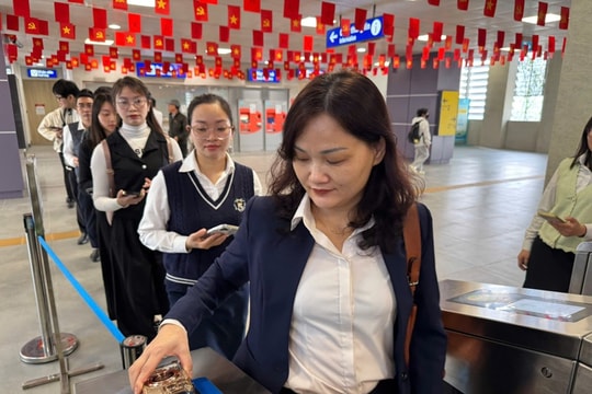 Metro Nhổn – Ga Hà Nội chuyển sang cổng soát vé sinh trắc học