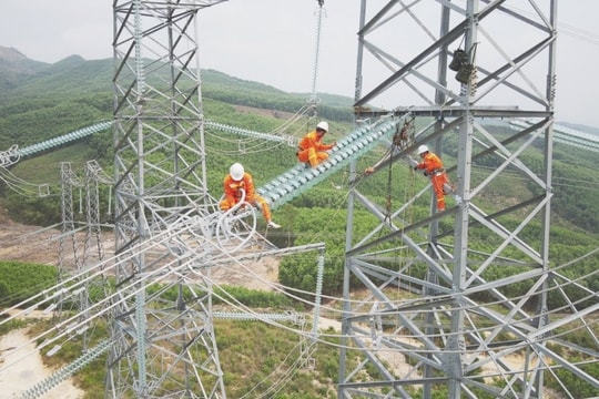 Nhiệm vụ, giải pháp bảo đảm cung ứng đủ điện phục vụ sản xuất kinh doanh và đời sống Nhân dân